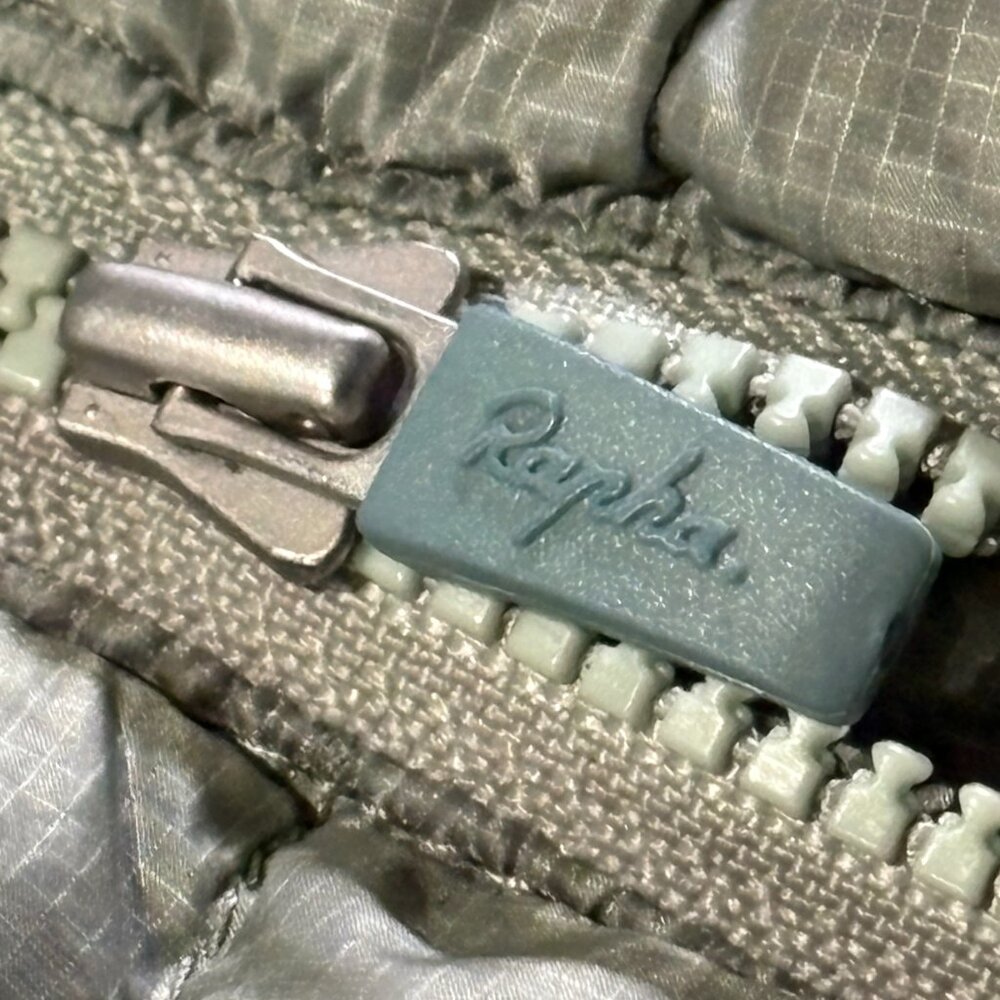 Rapha Explore Lightweight Down Jacket Size Large - image 3